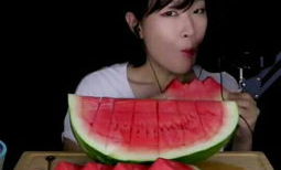 娱乐吃瓜封面如何做的视频,幕后技巧大公开